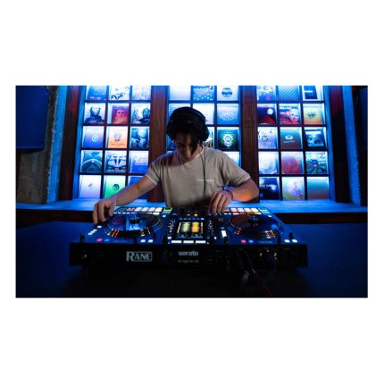 Rane System One – Sistema DJ Standalone con Platos Motorizados de 7.2" y Engine DJ - Imagen 15